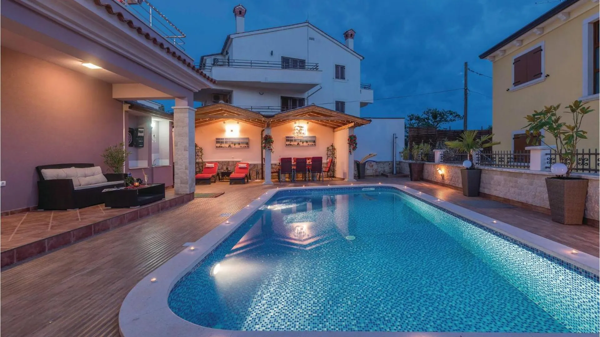 Tatil Evi Cozy Home In Betiga With Wifi Barbariga